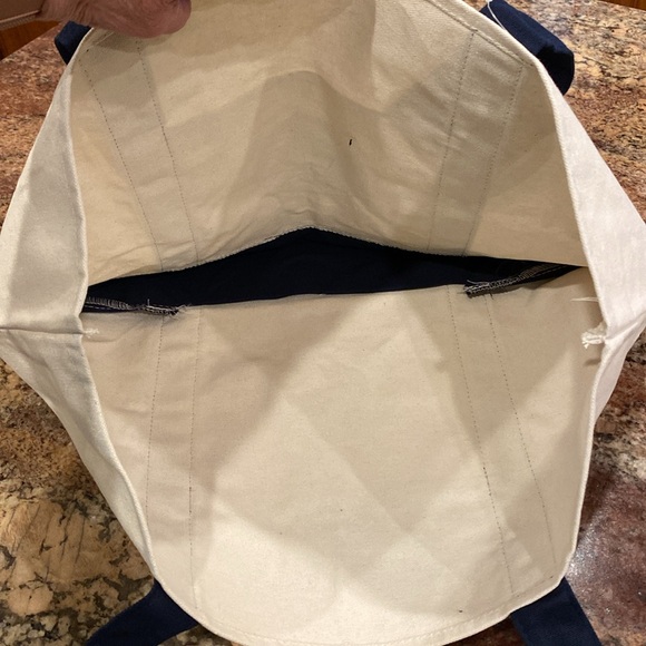 Trader Joe's ‘Canvas Tote Bag’, Cream+Navy w/ Red Logo, Outside Pockets, NWTags - Picture 6 of 9